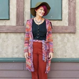 Meet your Posher, Crystal